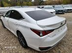 Lexus ES 300h Business Edition - 4