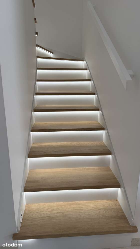 Nowoczesny dom jednorodzinny pod Warszawą-5