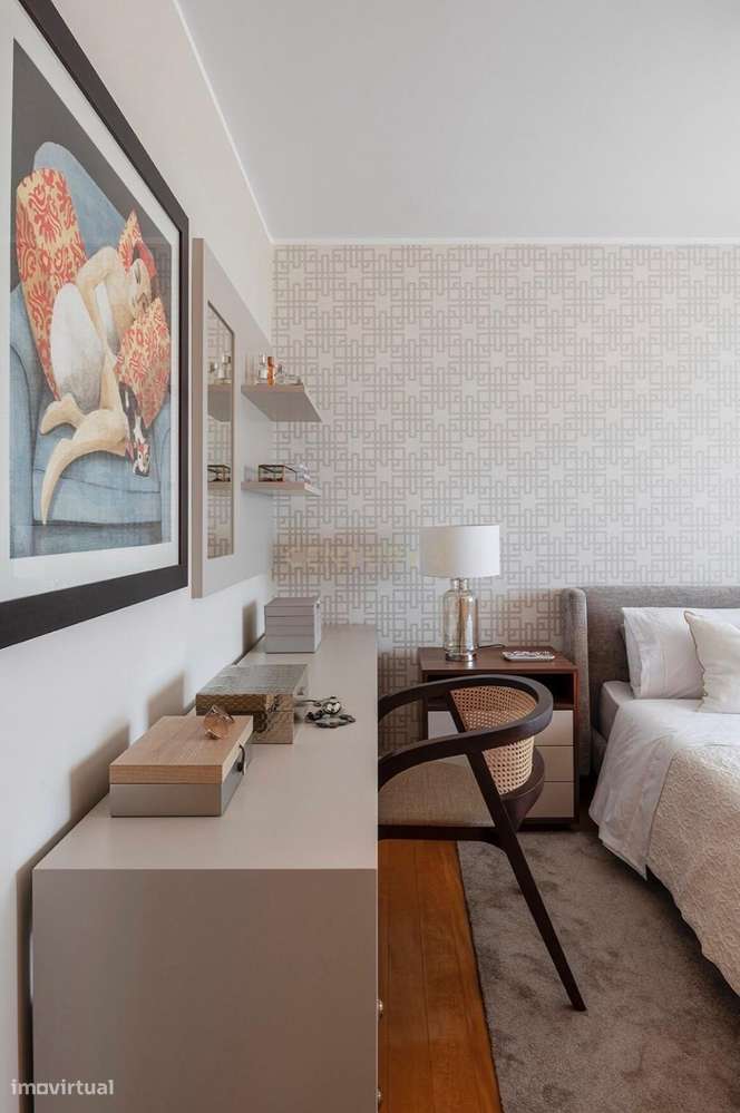 Exclusividade, Conforto e Design Contemporâneo: T3 Duplex no Último An-12