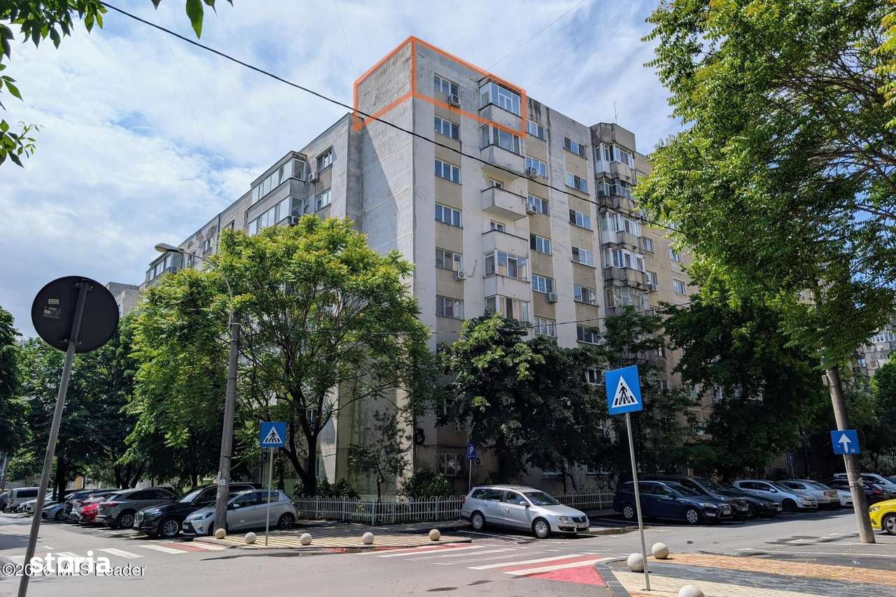 Sebastian - La Parc, Decomandata, Bloc mixt 2001, 38 mp, Etaj 8 din 8