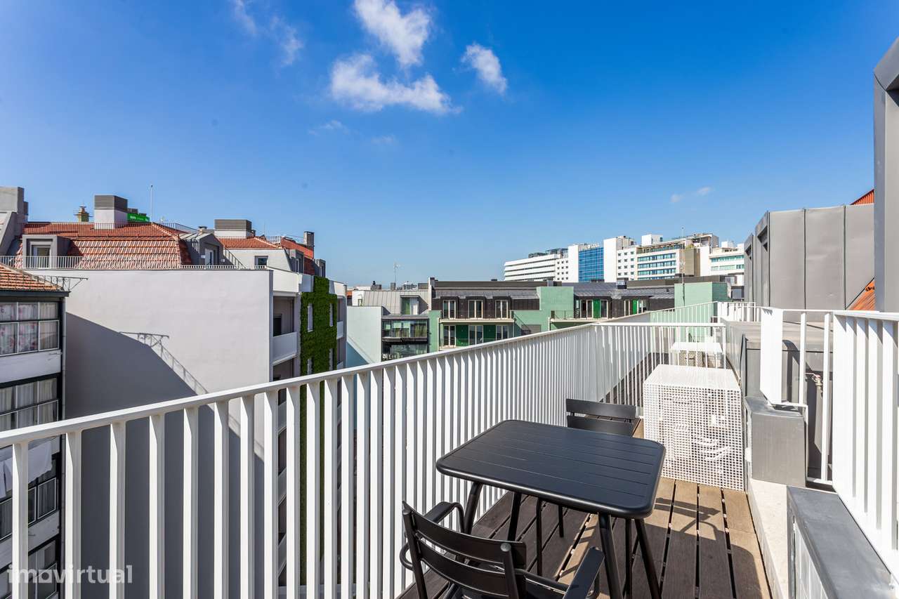 Furnished Apartment with terrace, parking and pool in Santo António - Grande imagem: 3/21