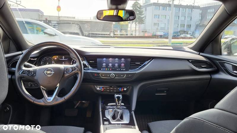 Opel Insignia 2.0 T Business Elegance S&S - 9