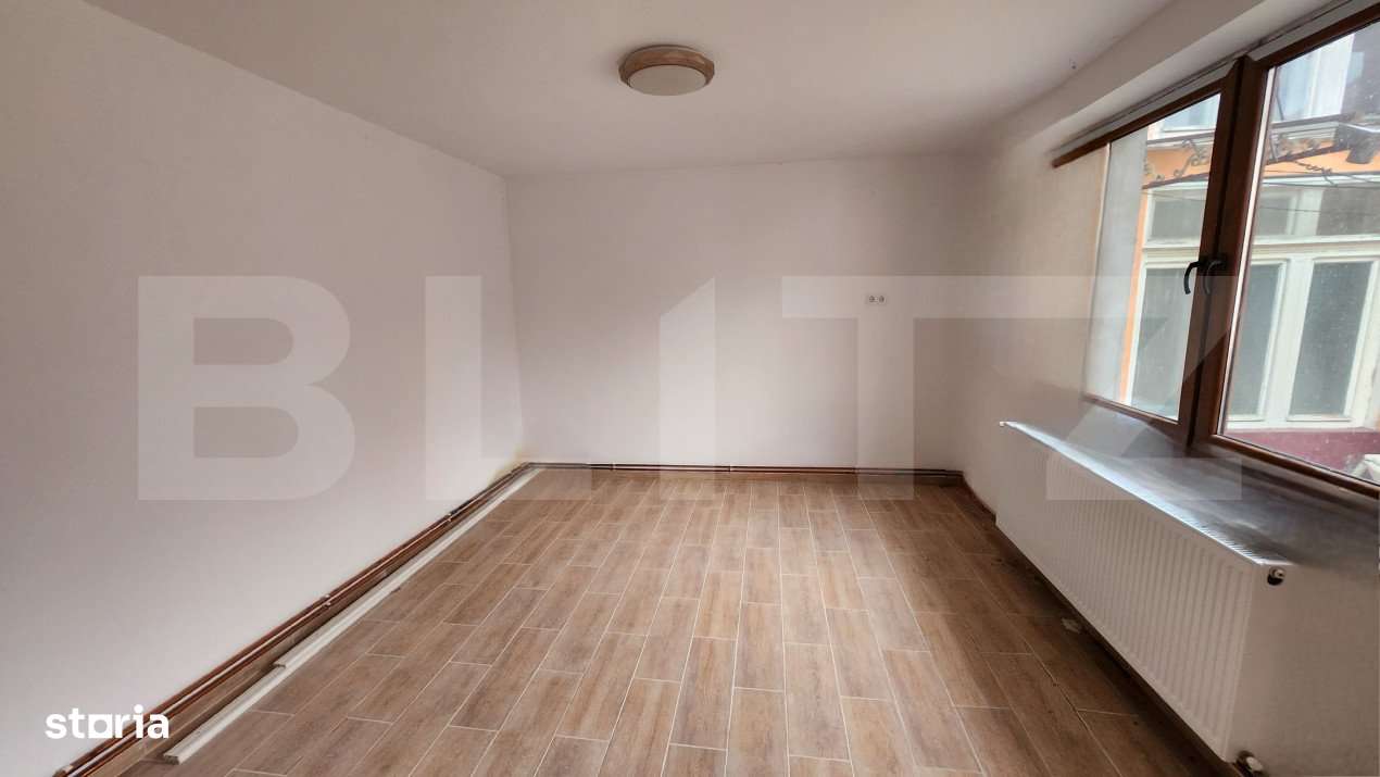 Casa pretabila spatiu comercial,360 mp,Centru - Imagine principală: 5/5