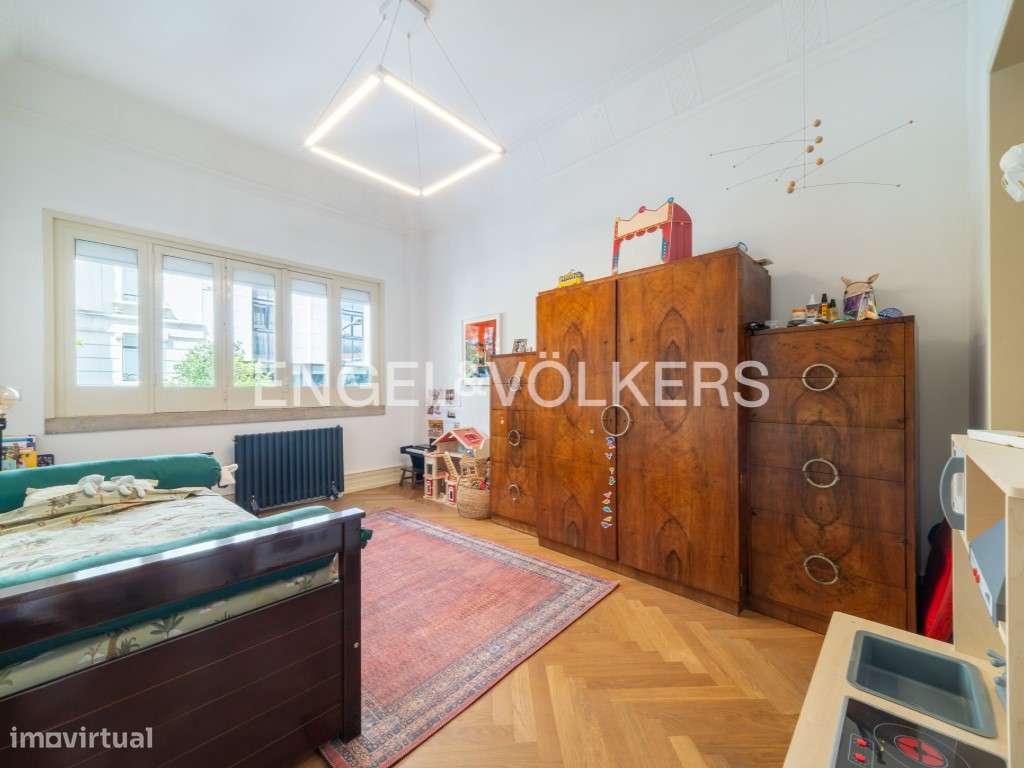 Apartamento T3+1 com Terraço Ajardinado na Avenida da Liberdade-27