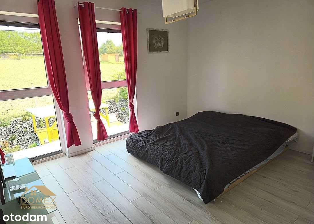 Nowoczesny bliźniak z prywatnym jacuzzi i ogrodem - Pełny obrazek: 5/19