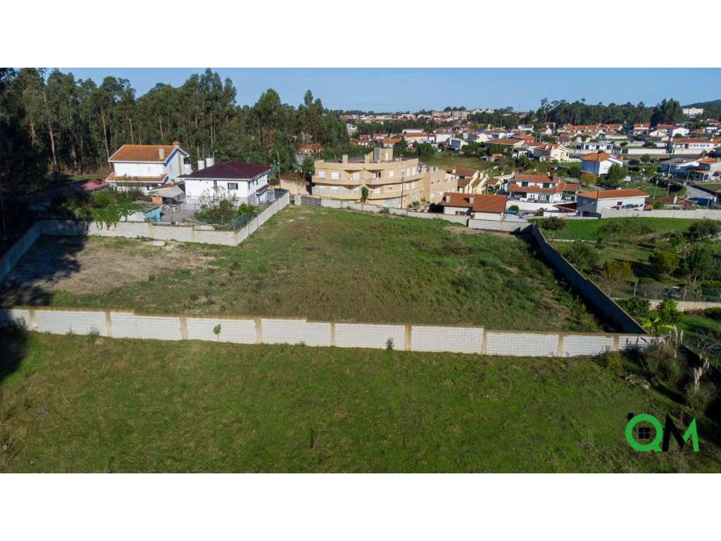 Terreno de 3200m² com projeto aprovado para moradia e anexos em São...-39