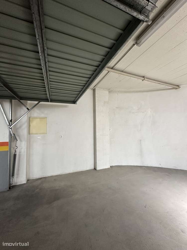 Garagem box com janela 31 m2 - Grande imagem: 3/6