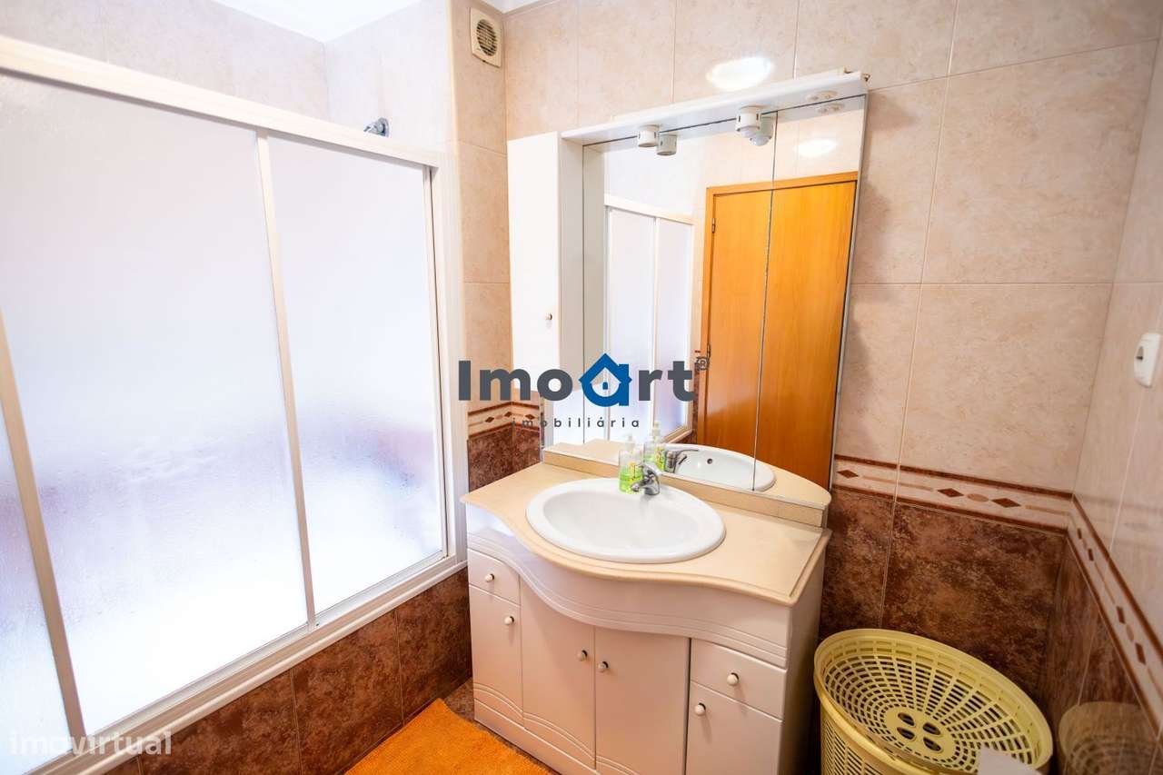 Exclusivo Andar-Moradia T3+3 com terreno de + 1.850 m², Argoncilhe --24