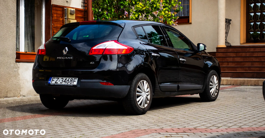 Renault Megane 1.5 dCi Authentique - 4