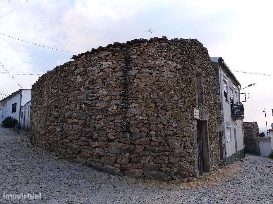 Moradia, 75 m², Mêda, Outeiro de Gatos e Fonte Longa - Grande imagem: 4/12