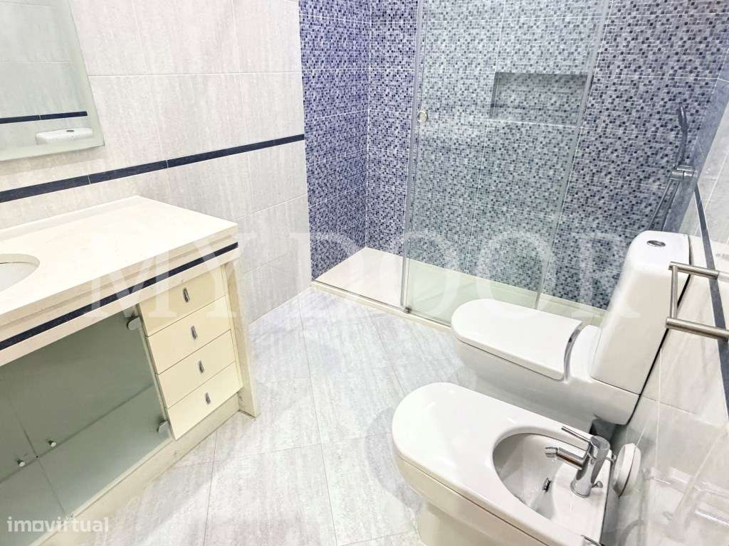 Apartamento T3 - Urb. Colinas do Cruzeiro - Excelente oportunidade-29