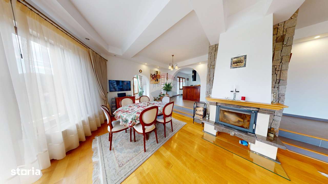 Casă / Vilă de Lux cu 5 camere de vânzare-19