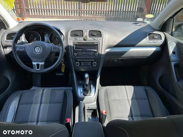 Volkswagen Golf 1.6 TDI DPF BlueMotion Technology DSG MATCH - 14