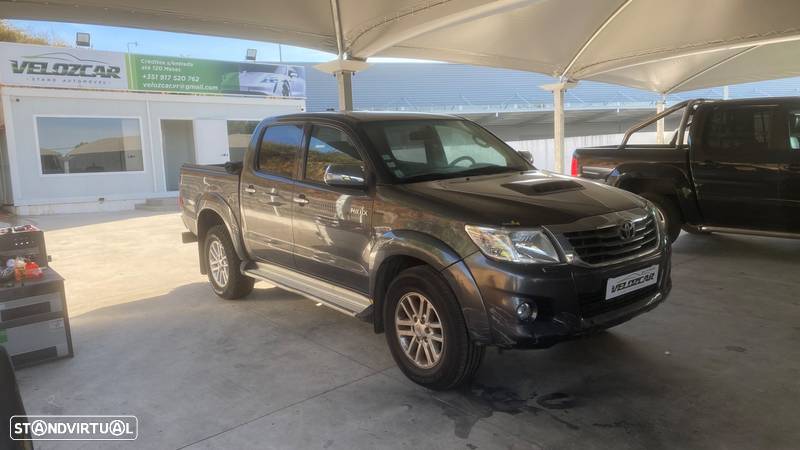 Toyota Hilux 2.5 D-4D 4WD CD Track +Navi - 4