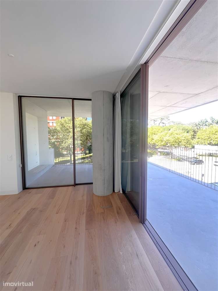 T2 na Foz com vista rio-25