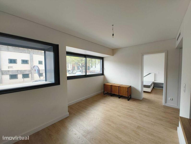 Apartamento T1 | Avenida de Berlim - Grande imagem: 1/12