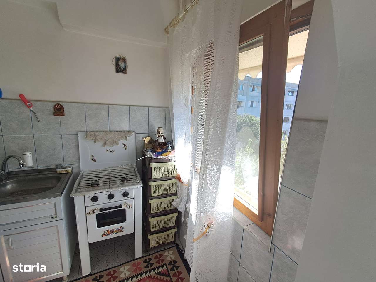 Apartament 3 camere Zona Gradinita Nr 16 - etaj 3/4 - 37 mp - 34900-7