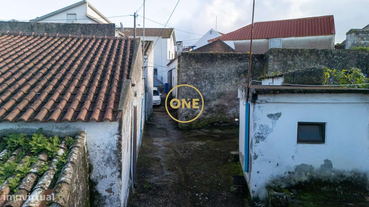 Conjunto de 3 Artigos em Val de Vez – Potencial Único a 5 min da A8-6