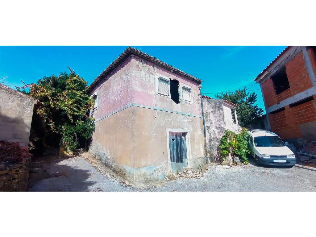 Moradia T3+1 situada em Vale Benfeito, perto da Merceana, concelho ...-12