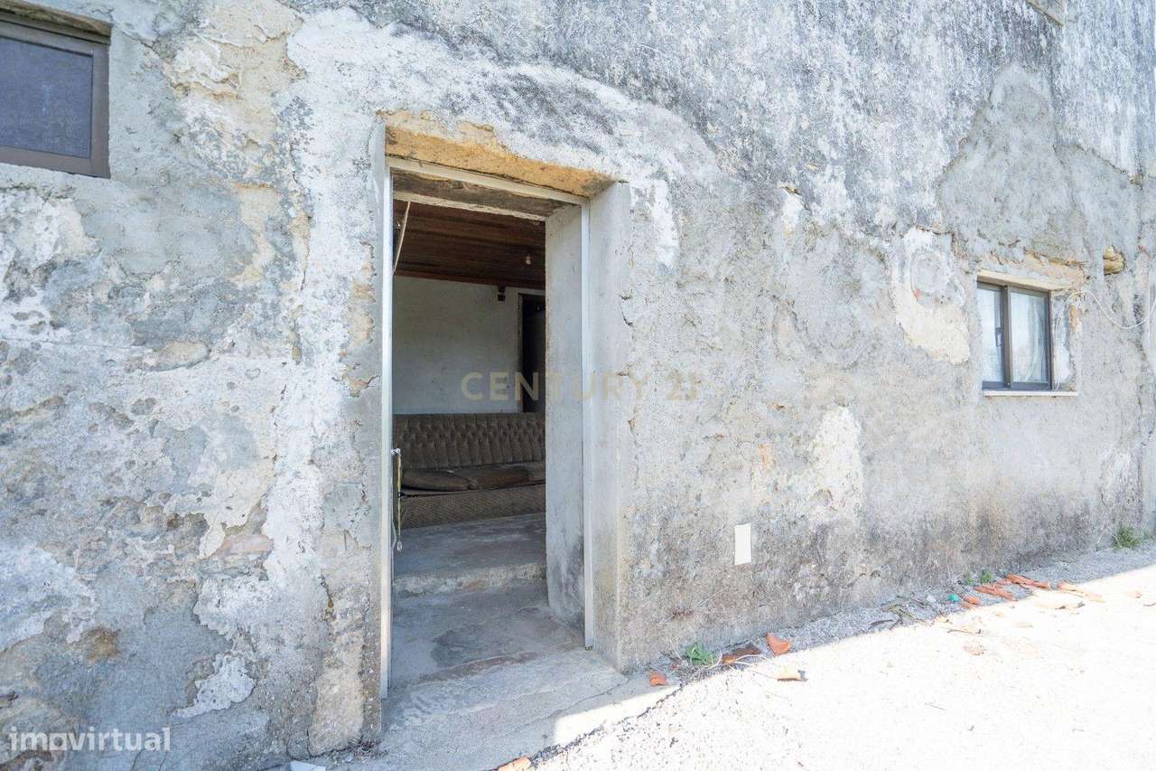 Moradia em Pedra com Potencial Único em Lamas – A 5 Minutos de Miranda - Grande imagem: 4/19