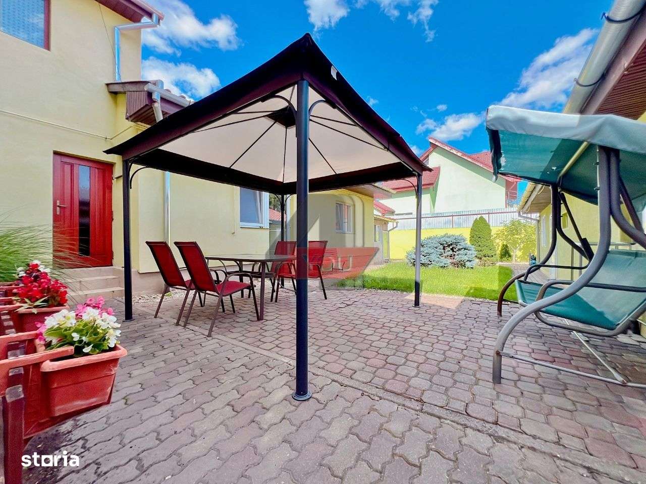 Casa renovata si cocheta,in zona Intim-Piata Spitalului + teren 389 mp - Imagine principală: 2/18