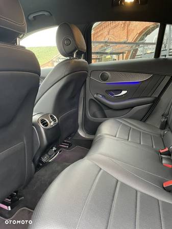 Mercedes-Benz GLC 300 Coupe 4Matic 9G-TRONIC AMG Line - 8