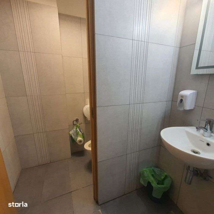 Spatiu birouri in cladire moderna, etaj 4, lift - Imagine principală: 4/5