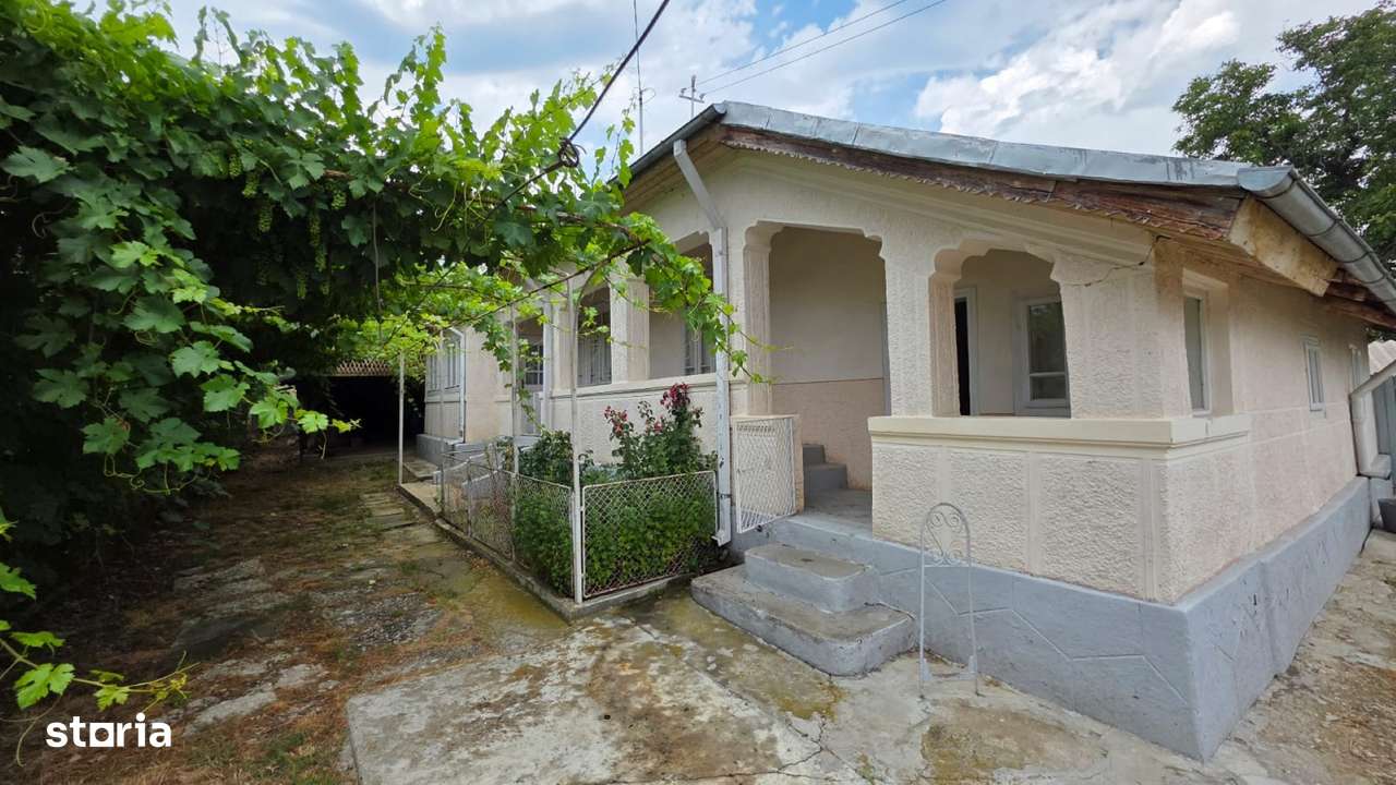 Casa Bontesti Com Carligele 160mp Teren 3750mp - Imagine principală: 2/17