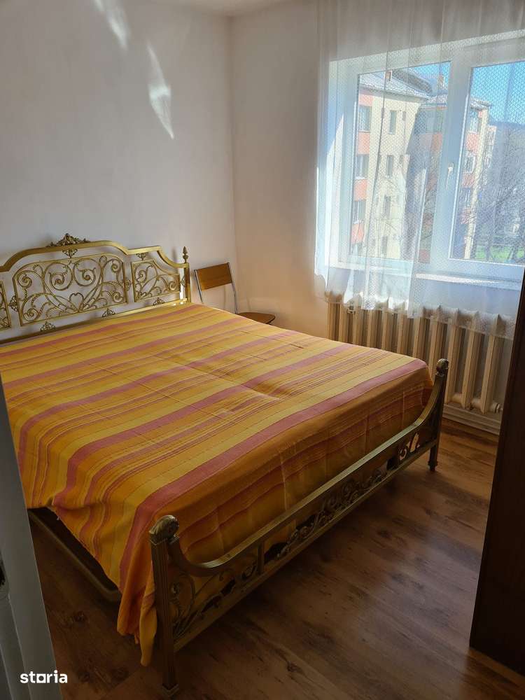 Apartament 2 camere 43 mp, etajul 3 - zona Sfanta Vineri-5