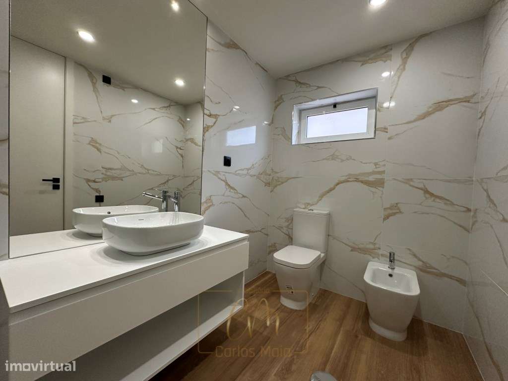 Apartamento T3 c/lugar de garagem-21