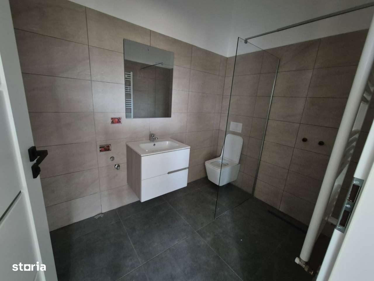 Casă tip duplex, compartimentare practică, zona linistita Paleu - Imagine principală: 4/9