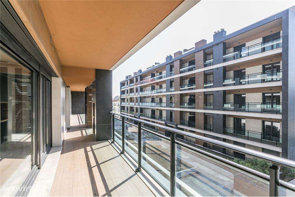 Apartamento T3 no condominio Blue Gardens - Grande imagem: 1/13