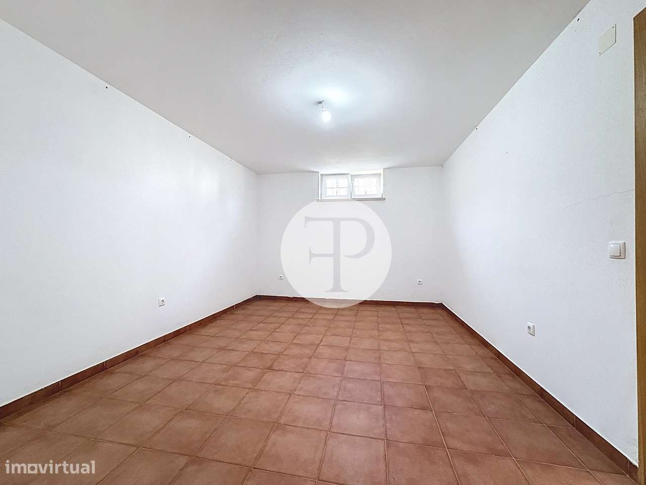 Moradia T5 com piscina no Nadadouro | 408 m² | Lote de 809 m²-45