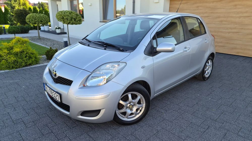 Toyota Yaris II (2005-2011) 1.33 Sol 2009