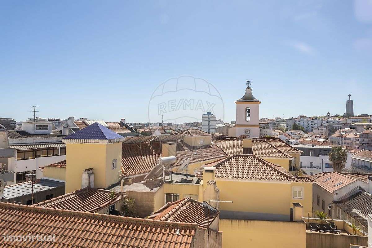 Apartamento T3 à venda em Almada-40