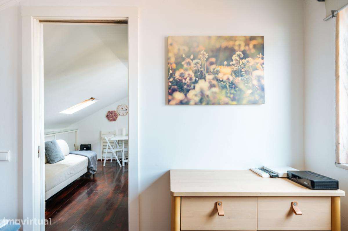 Apartamento com 1 quartos - localizado em Mouraria Lisbon - Grande imagem: 2/10