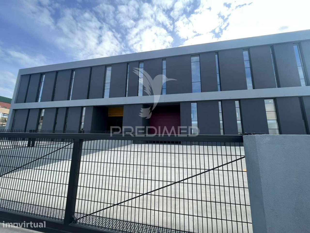 ARRENDAR Armazéns novos com logradouro em Frielas,  Lisboa - Grande imagem: 2/15