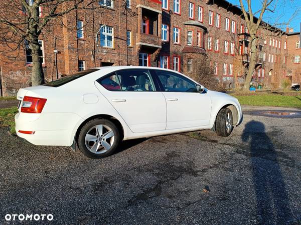 Skoda Octavia 1.4 TSI Ambition - 10