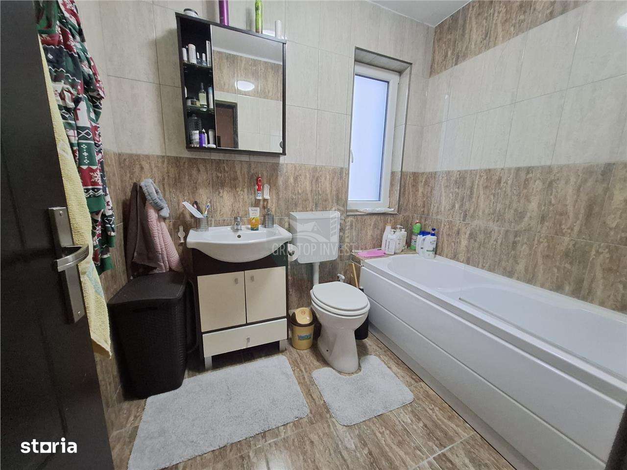 Casa cu 3 camere teren de 264 mp zona Zavoi-4