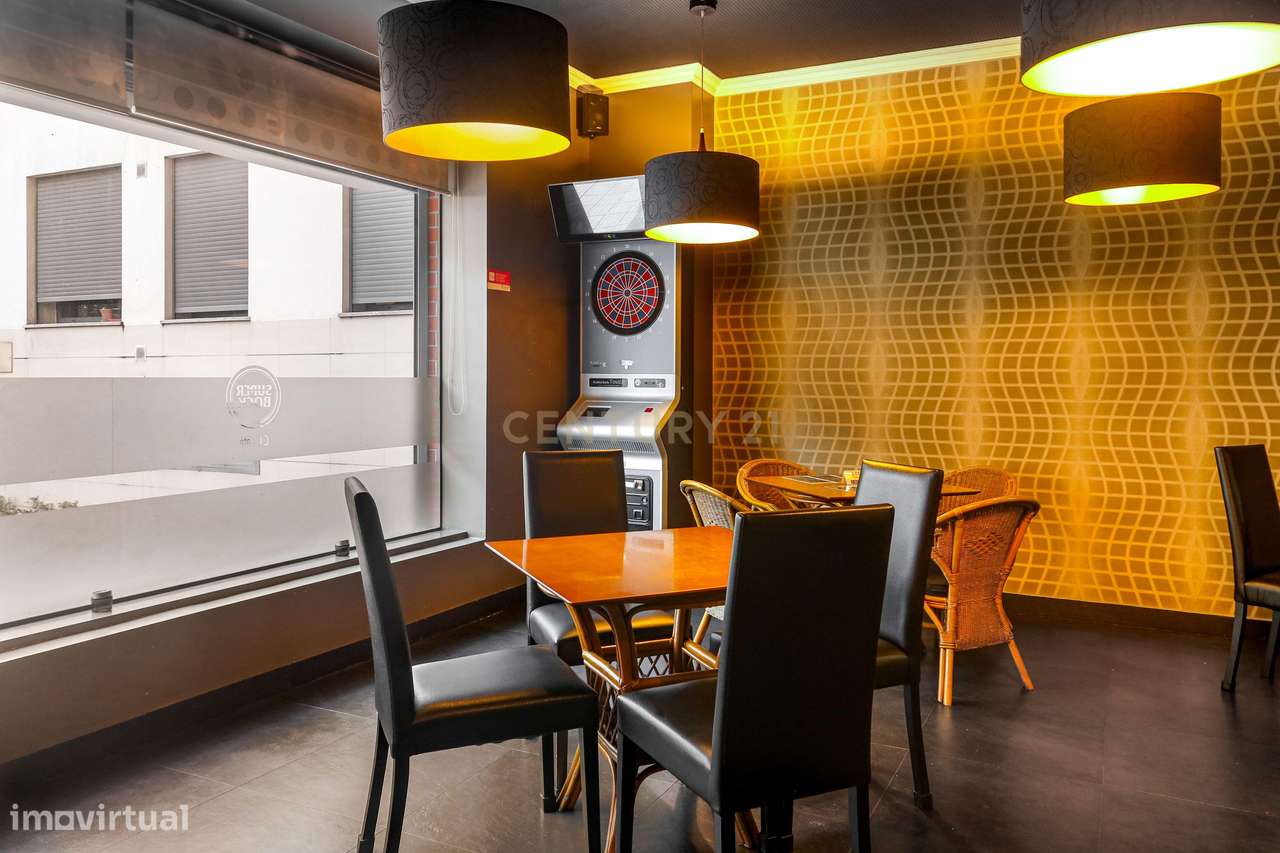 TRESPASSE  BAR CAFÉ nas Colinas do Cruzeiro c/150M2 + Esplanada 60 Lug-6