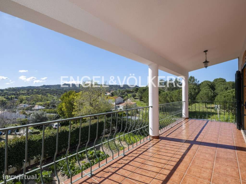 Moradia T5 com piscina e vista verde em Aldeia Grande - Grande imagem: 2/33