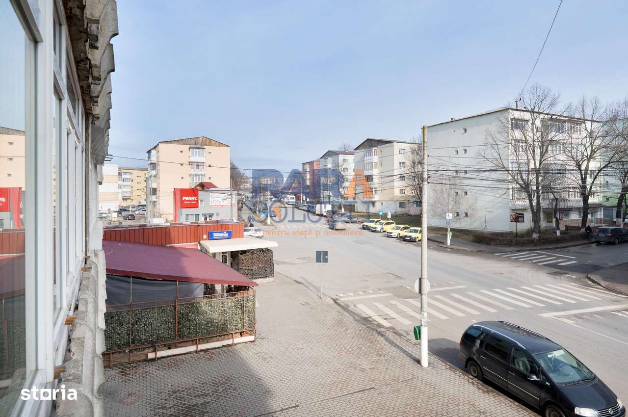 Apartament spațios cu 4 camere - renovat modern, mobilat și utilat-13