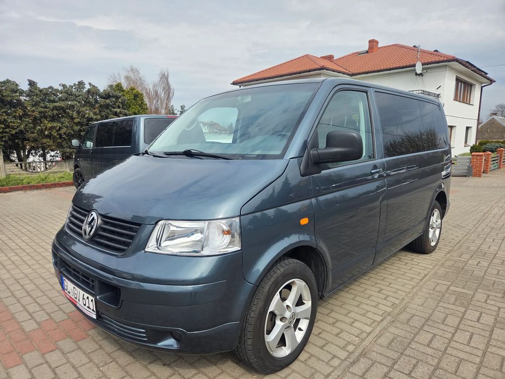 Volkswagen Transporter T5 2004
