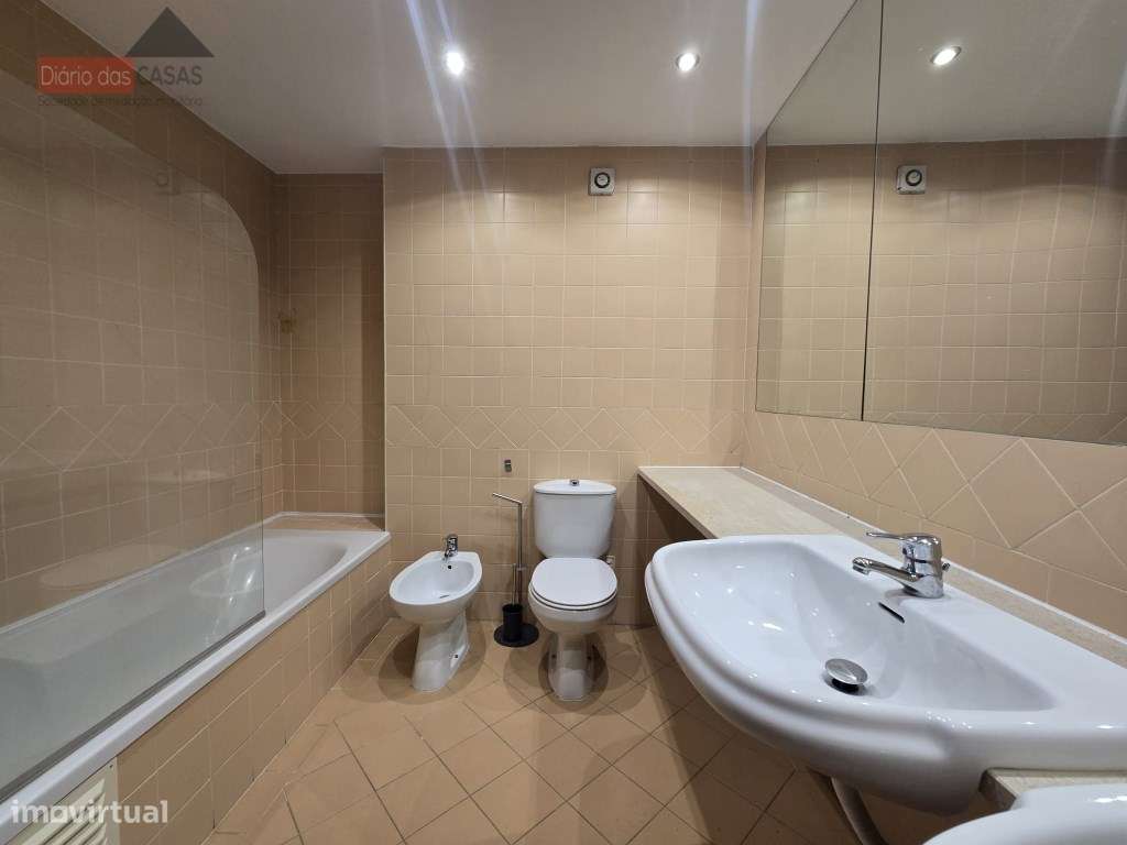 Apartamento T3 Vale das Flores-19