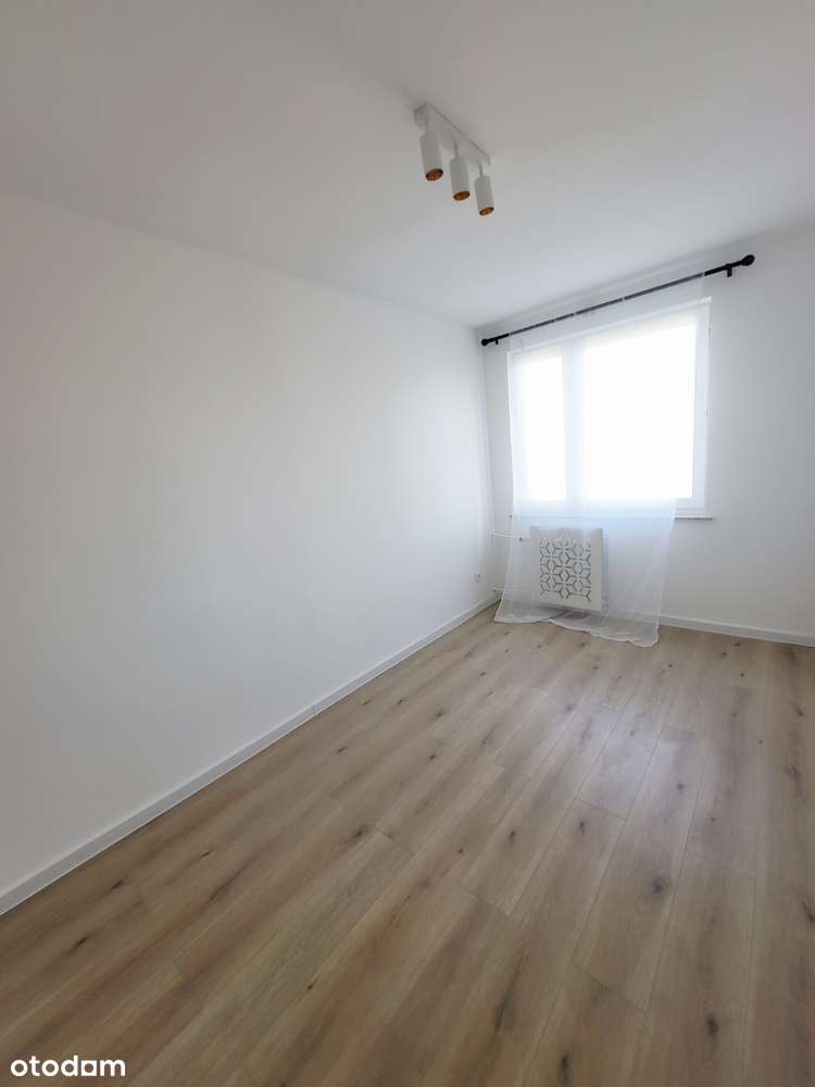 3pokoje po generalnym remoncie w nowoczesnym stylu z meblami na wymiar-5