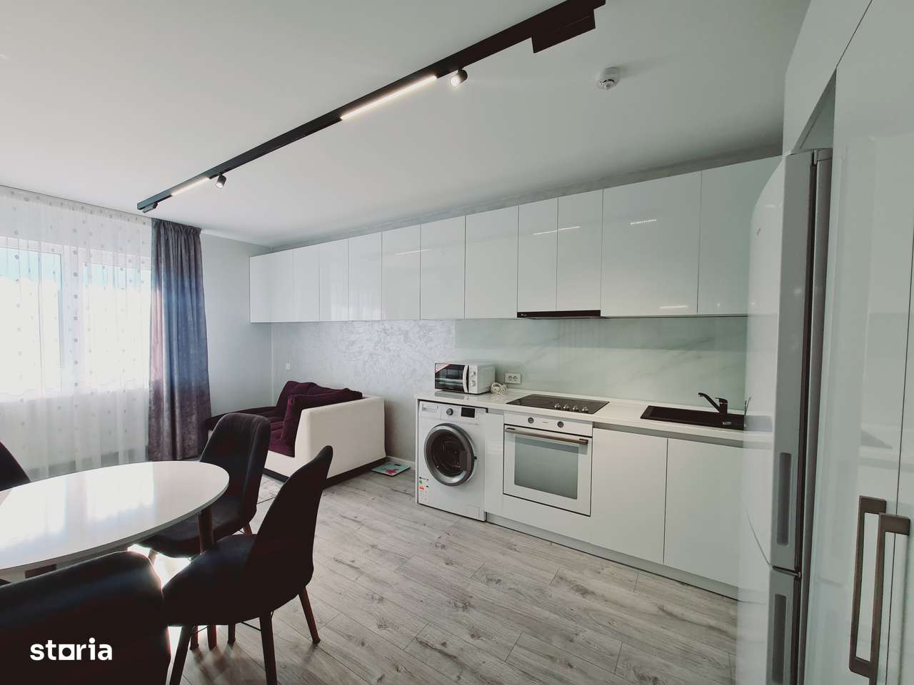 Apartament 2 camere luminos si cochet bloc nou zona Bld Poitiers - Imagine principală: 4/10