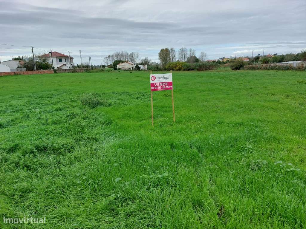 Terreno com viabilidade de construção em Carvide - Grande imagem: 3/6