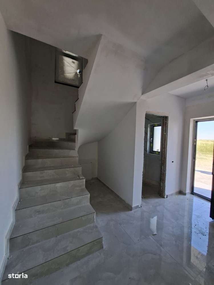 Casa P+1/ 4 camere /Com.Berceni / Asfalt /Comision 0 %-13