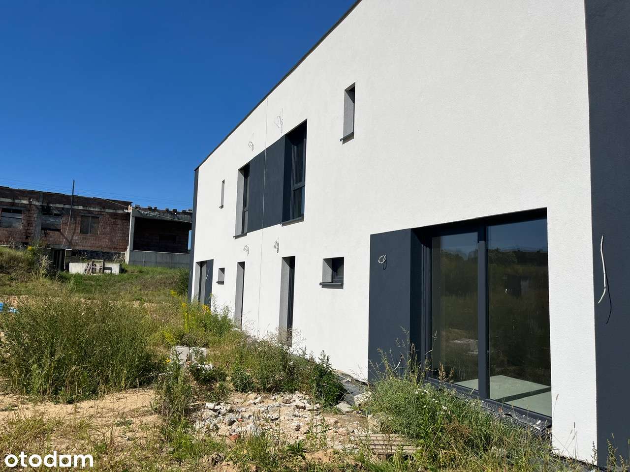 Apartament z ogródkiem i pięknym widokiem w cichej okolicy-5