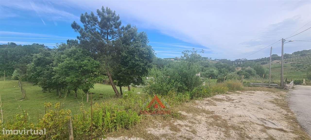 Quintinha c/ Frente para o Rio Lena - Grande imagem: 3/9